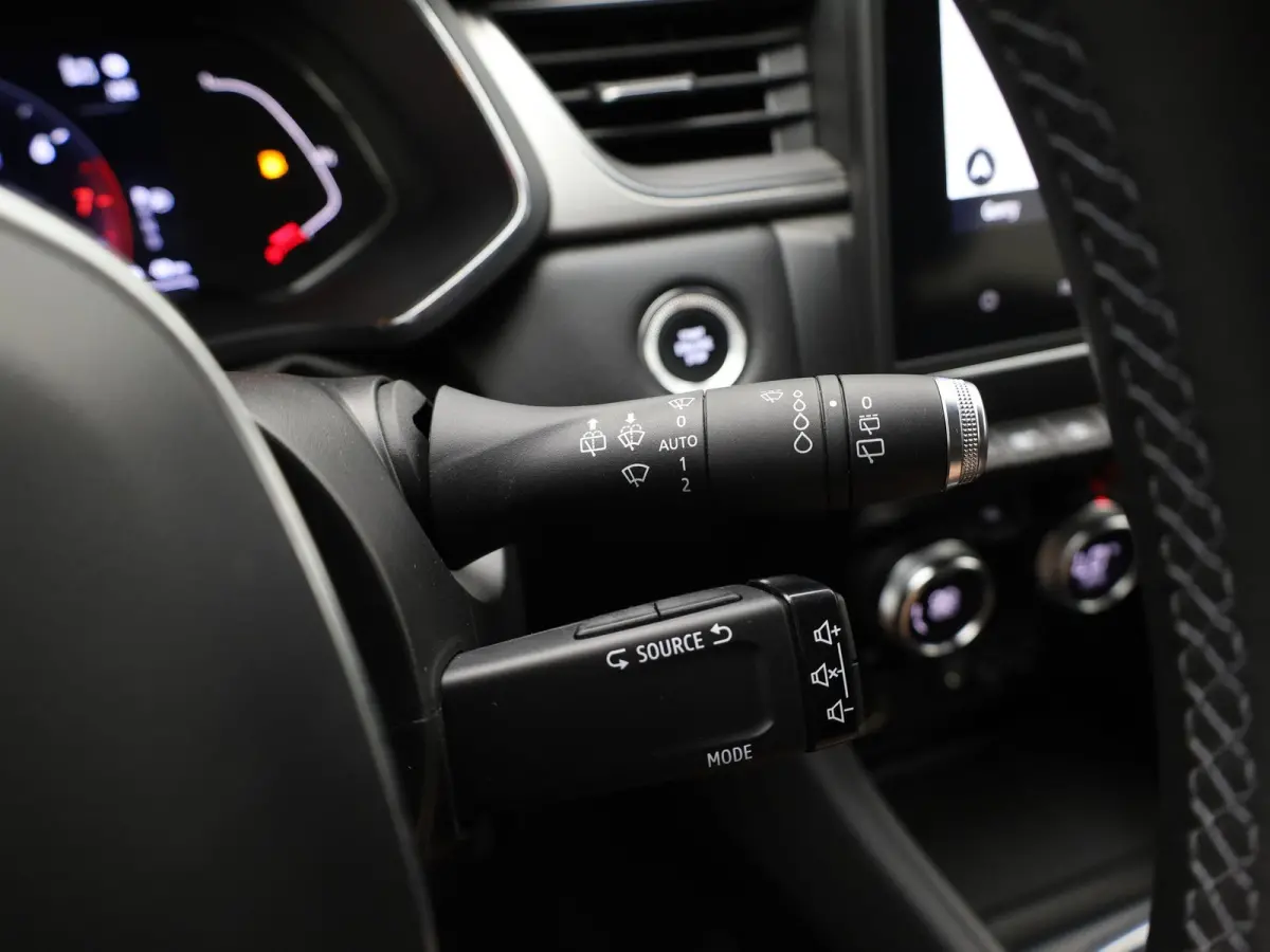 1.3 TCe 140 Intens | NAVI | Trekhaak | Cruise | Camera | Apple Carplay / Android | Prijs Rijklaar!!