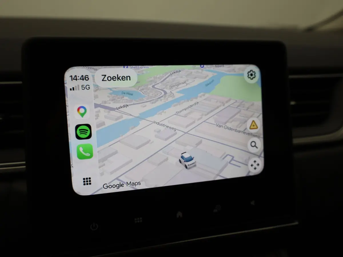 1.3 TCe 140 Intens | NAVI | Trekhaak | Cruise | Camera | Apple Carplay / Android | Prijs Rijklaar!!