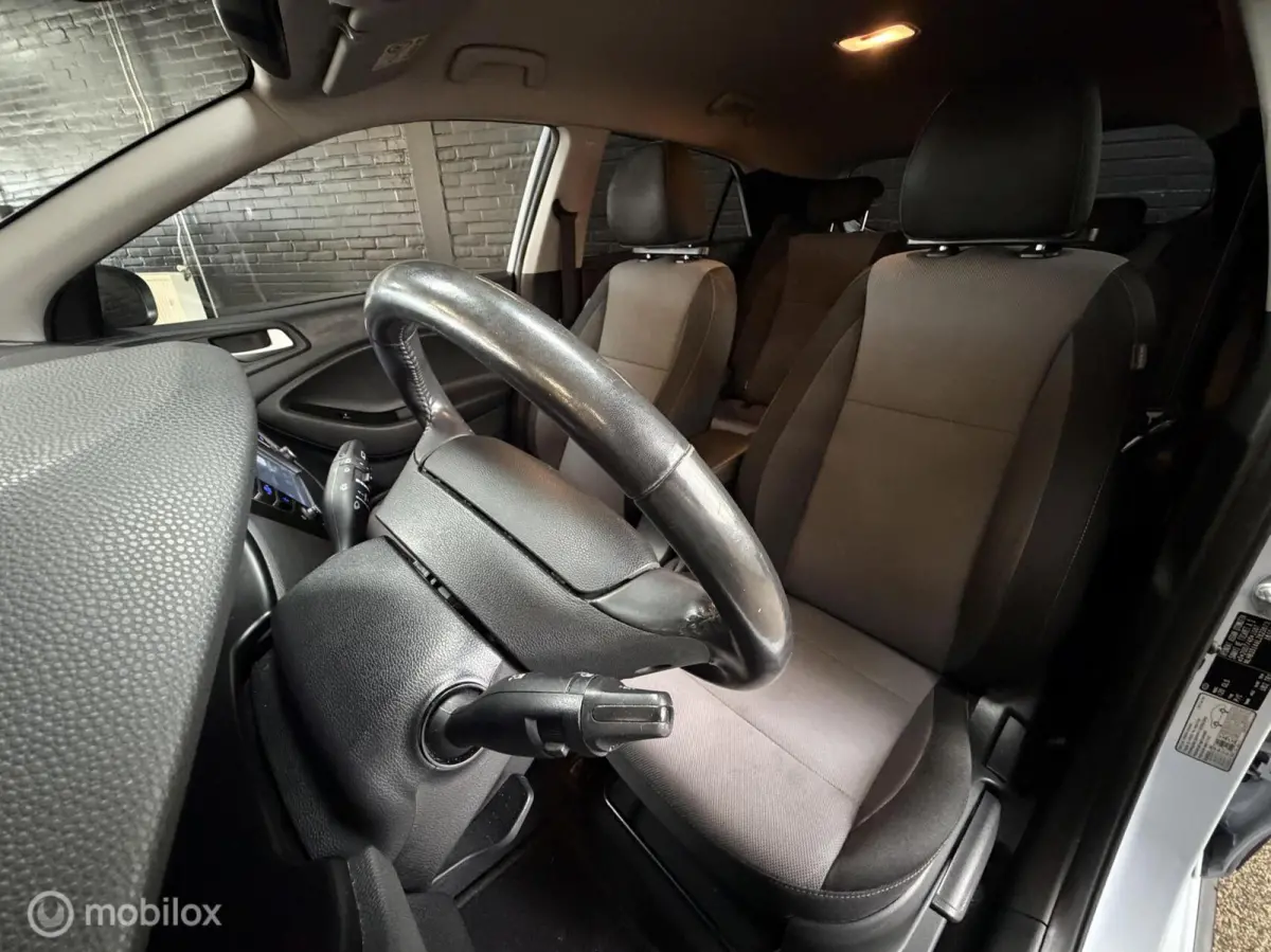 1.0 T-GDI Active CROSSOVER NAVI CRUISE PDC VELG