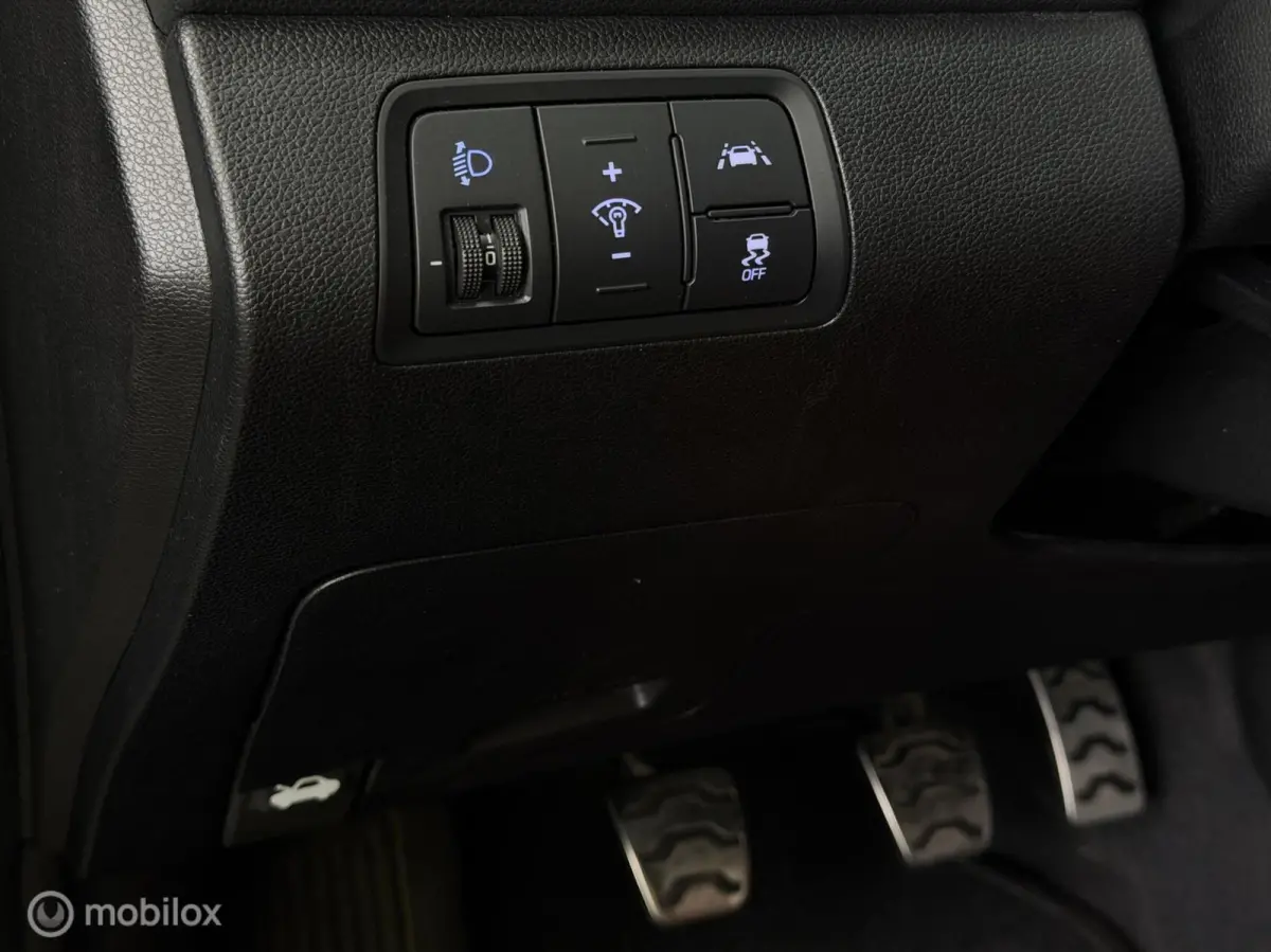 1.0 T-GDI Active CROSSOVER NAVI CRUISE PDC VELG