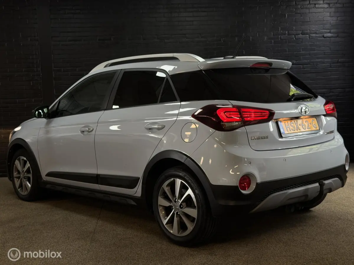 1.0 T-GDI Active CROSSOVER NAVI CRUISE PDC VELG