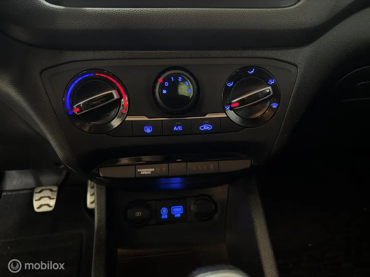 1.0 T-GDI Active CROSSOVER NAVI CRUISE PDC VELG