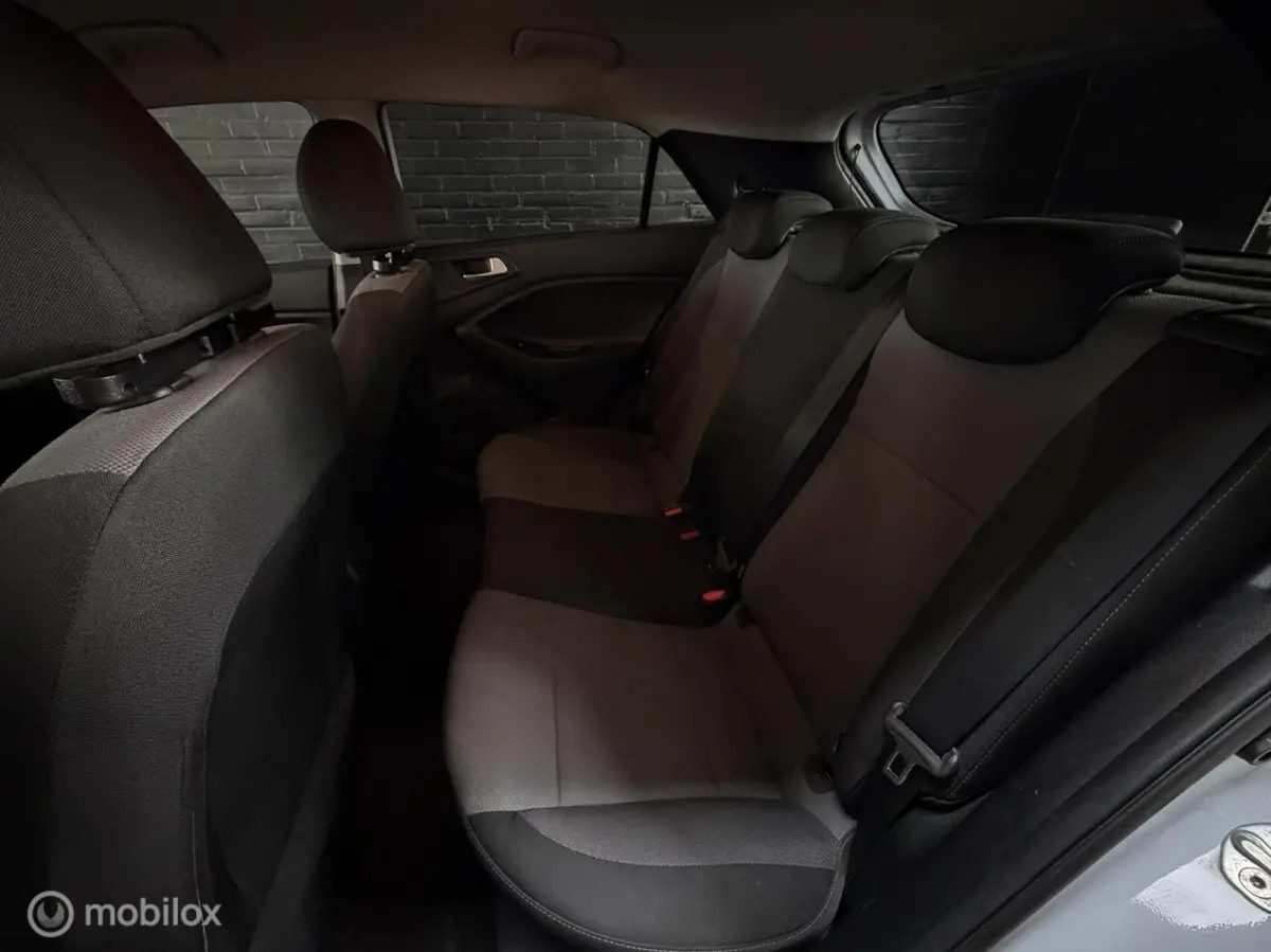 1.0 T-GDI Active CROSSOVER NAVI CRUISE PDC VELG