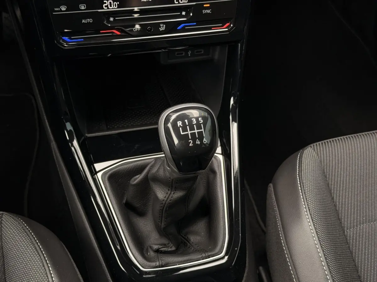 1.0 TSI 110PK! Life CARPLAY | CAM | ADAPT.CRUISE | LED | NAV | ECC | DAB | 18'LMV | NAP