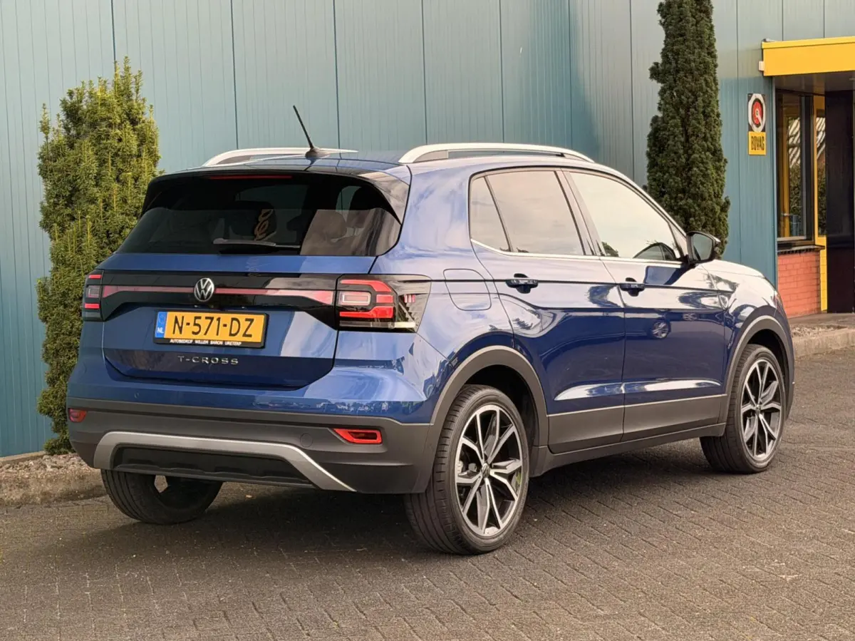 1.0 TSI 110PK! Life CARPLAY | CAM | ADAPT.CRUISE | LED | NAV | ECC | DAB | 18'LMV | NAP