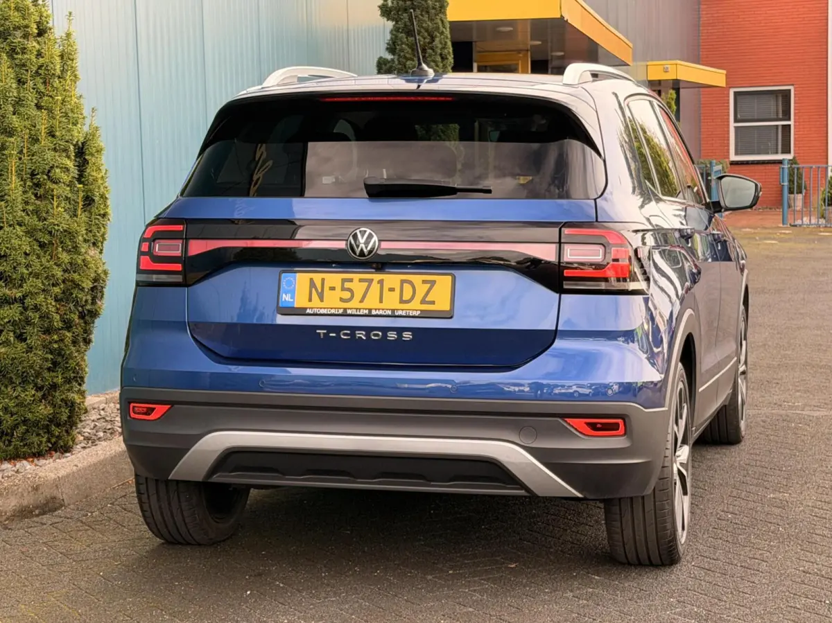 1.0 TSI 110PK! Life CARPLAY | CAM | ADAPT.CRUISE | LED | NAV | ECC | DAB | 18'LMV | NAP