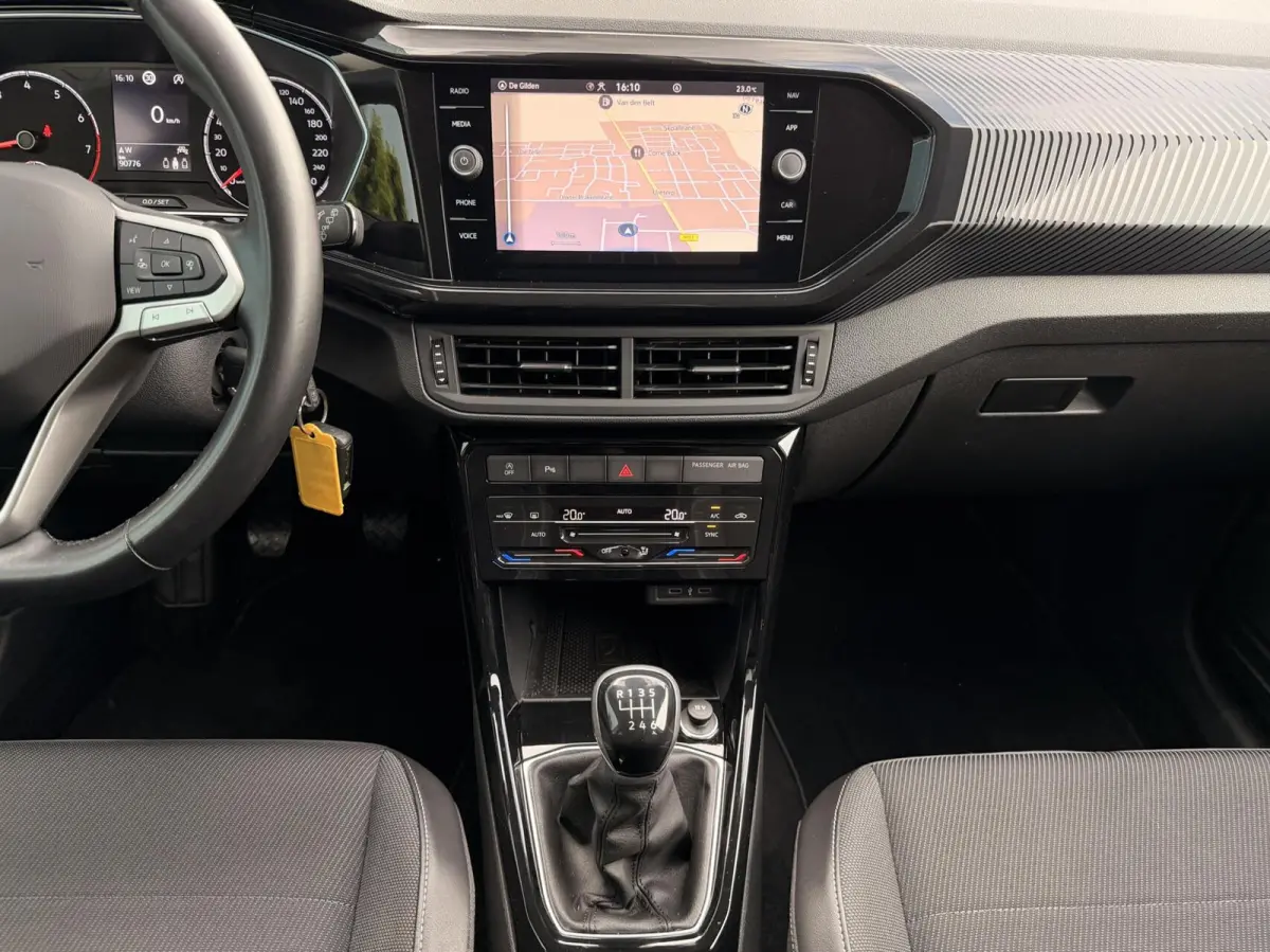 1.0 TSI 110PK! Life CARPLAY | CAM | ADAPT.CRUISE | LED | NAV | ECC | DAB | 18'LMV | NAP