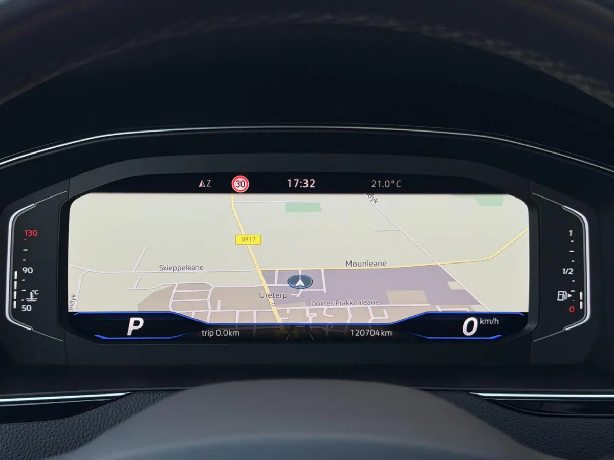 1.5 TSI R-Line Business + PANO | TREKH | CARPLAY | ADAPT.CRUISE | CAM | DIGI.DASHB | LED | 18'LMV
