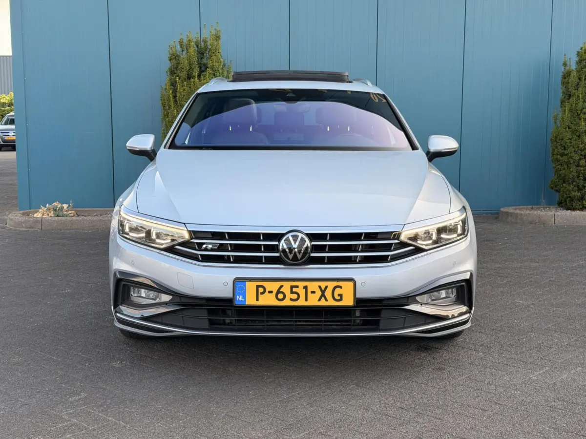 1.5 TSI R-Line Business + PANO | TREKH | CARPLAY | ADAPT.CRUISE | CAM | DIGI.DASHB | LED | 18'LMV