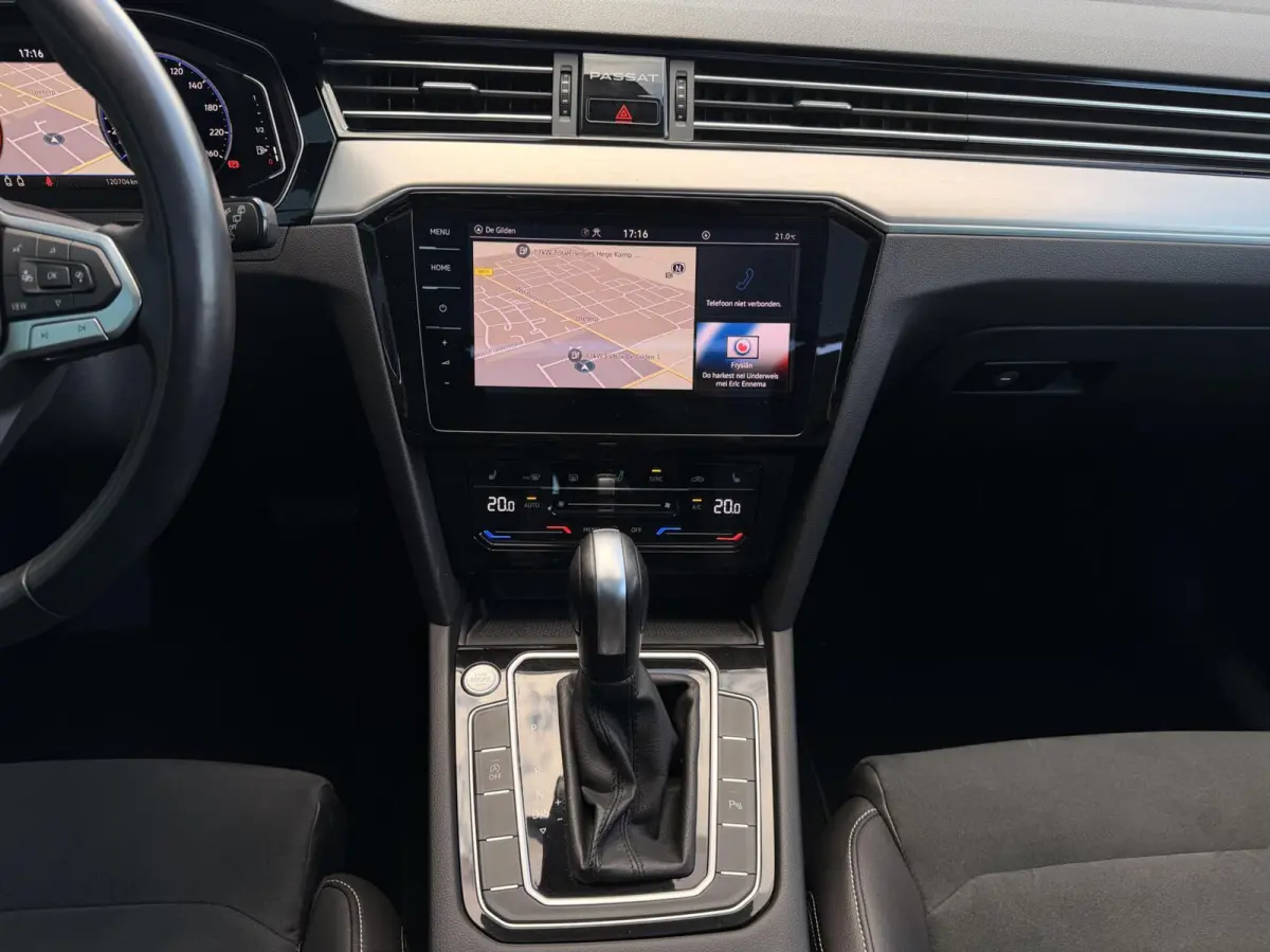 1.5 TSI R-Line Business + PANO | TREKH | CARPLAY | ADAPT.CRUISE | CAM | DIGI.DASHB | LED | 18'LMV