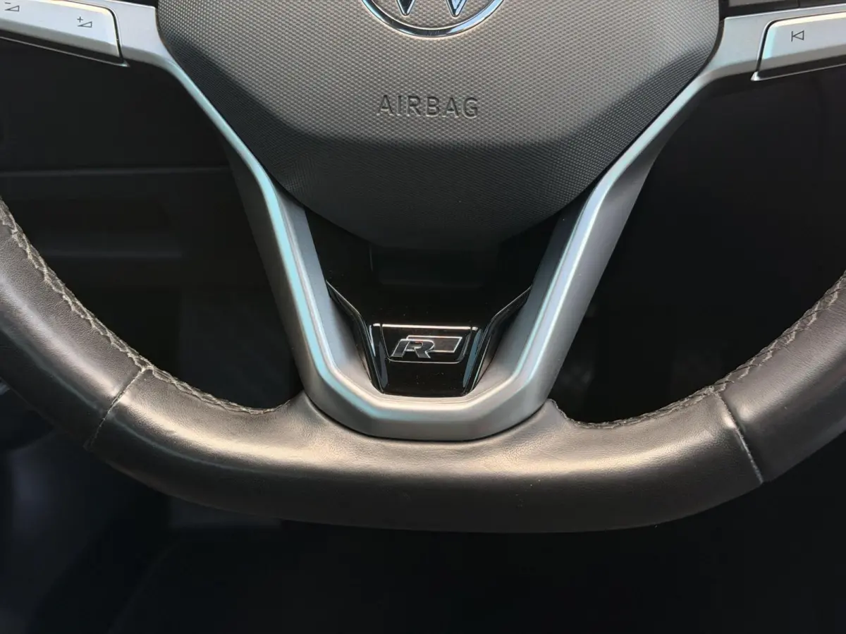 1.5 TSI R-Line Business + PANO | TREKH | CARPLAY | ADAPT.CRUISE | CAM | DIGI.DASHB | LED | 18'LMV