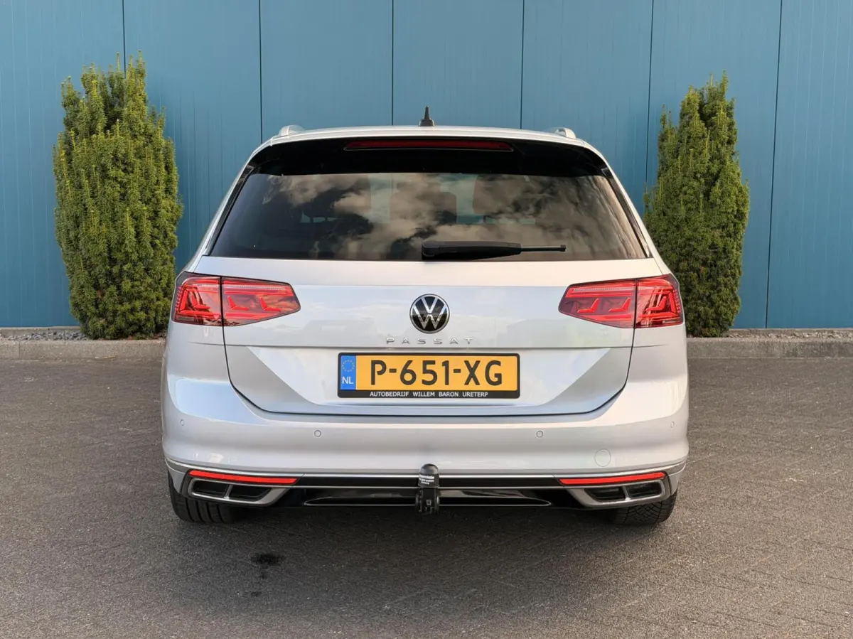 1.5 TSI R-Line Business + PANO | TREKH | CARPLAY | ADAPT.CRUISE | CAM | DIGI.DASHB | LED | 18'LMV