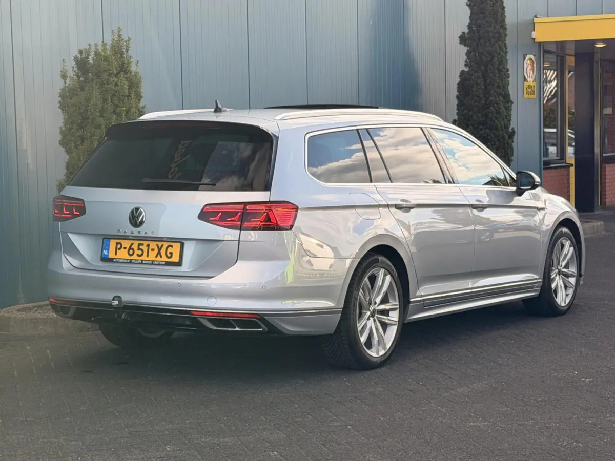 1.5 TSI R-Line Business + PANO | TREKH | CARPLAY | ADAPT.CRUISE | CAM | DIGI.DASHB | LED | 18'LMV