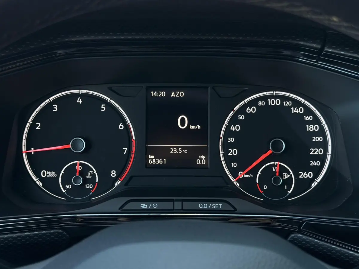 1.0 TSI Life CARPLAY | ADAPT.CRUISE | NAV | PDC | DAB | LMV | 1'EIG