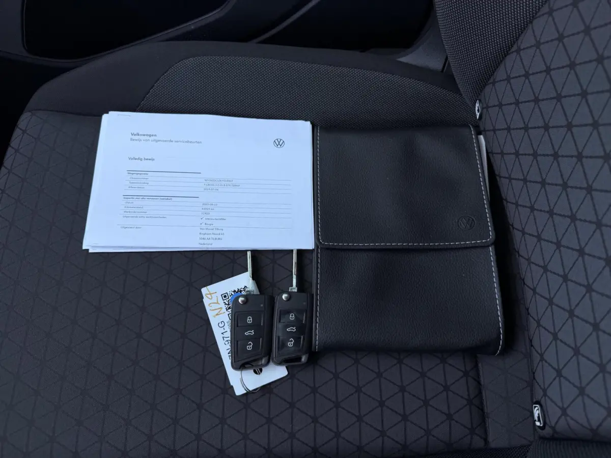 1.0 TSI Life CARPLAY | ADAPT.CRUISE | NAV | PDC | DAB | LMV | 1'EIG
