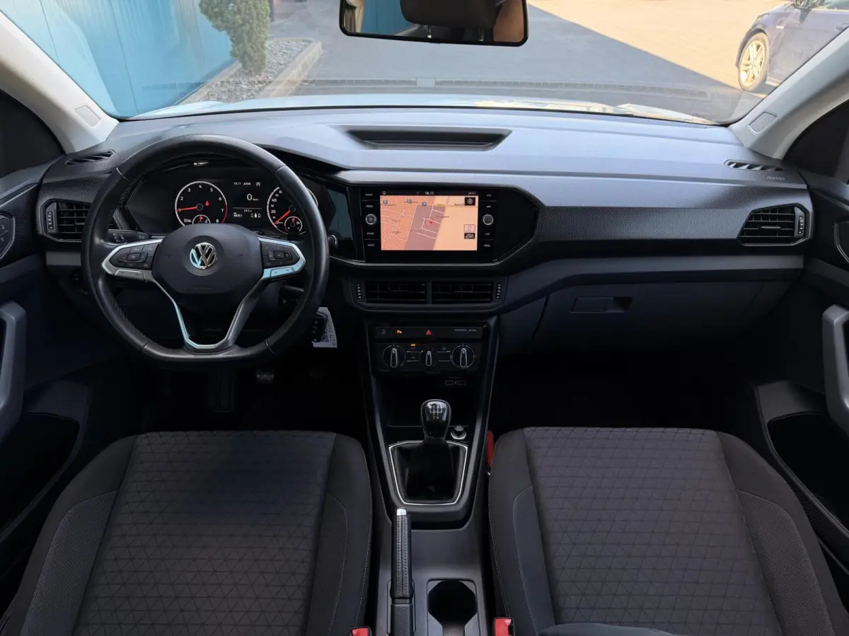 1.0 TSI Life CARPLAY | ADAPT.CRUISE | NAV | PDC | DAB | LMV | 1'EIG