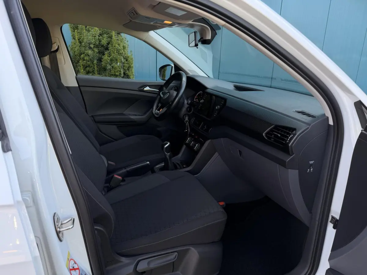 1.0 TSI Life CARPLAY | ADAPT.CRUISE | NAV | PDC | DAB | LMV | 1'EIG