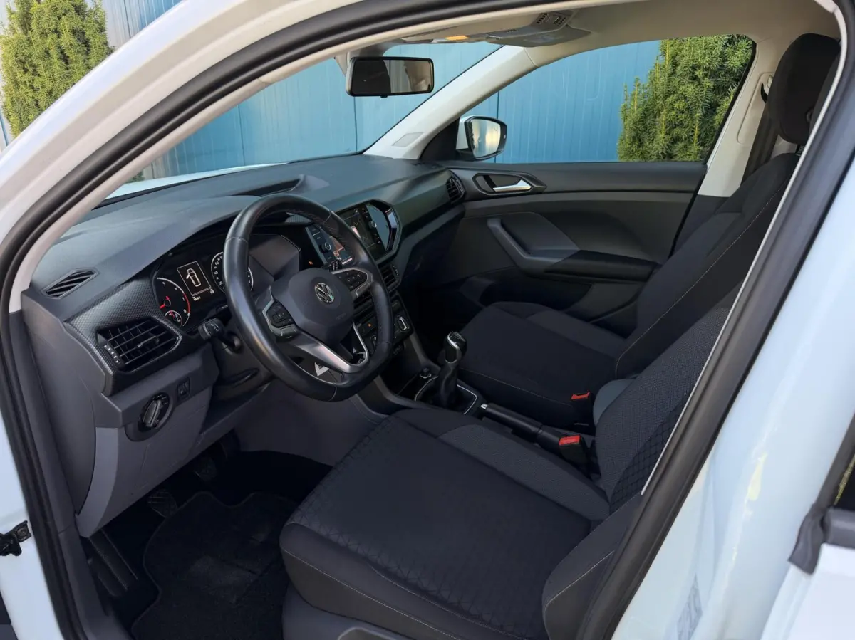 1.0 TSI Life CARPLAY | ADAPT.CRUISE | NAV | PDC | DAB | LMV | 1'EIG