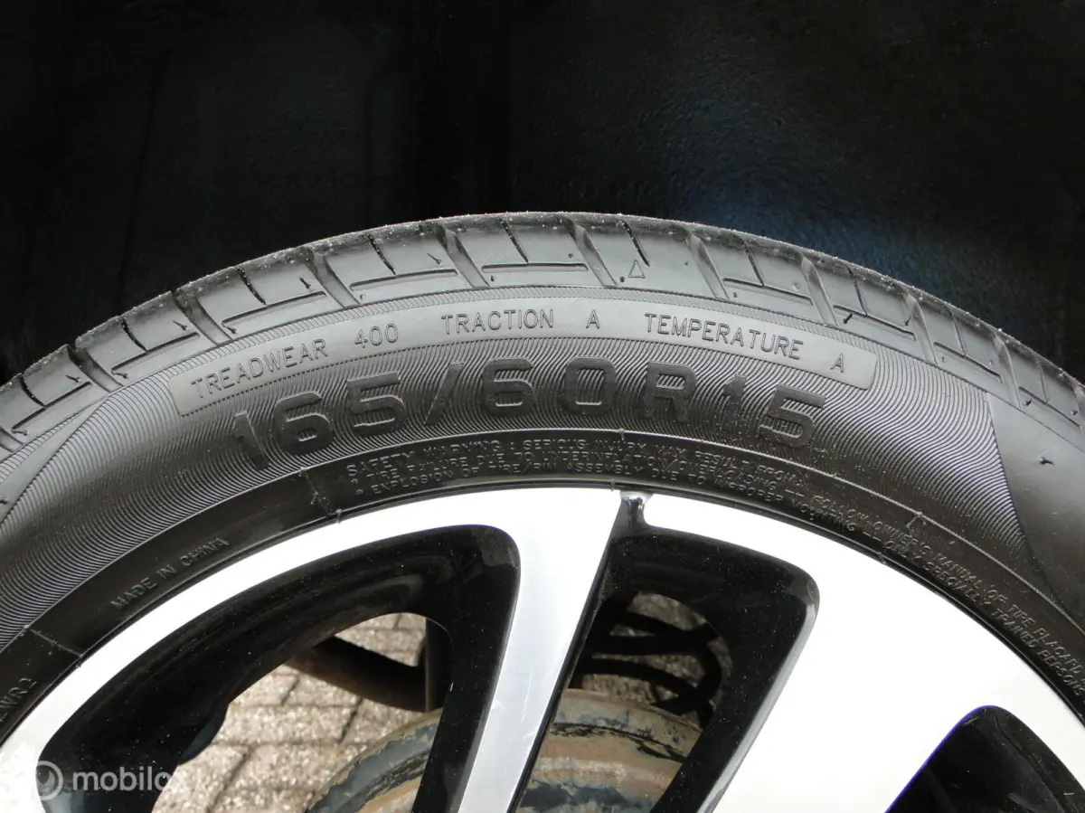 1.0 benzine, schakel, 70.341 km