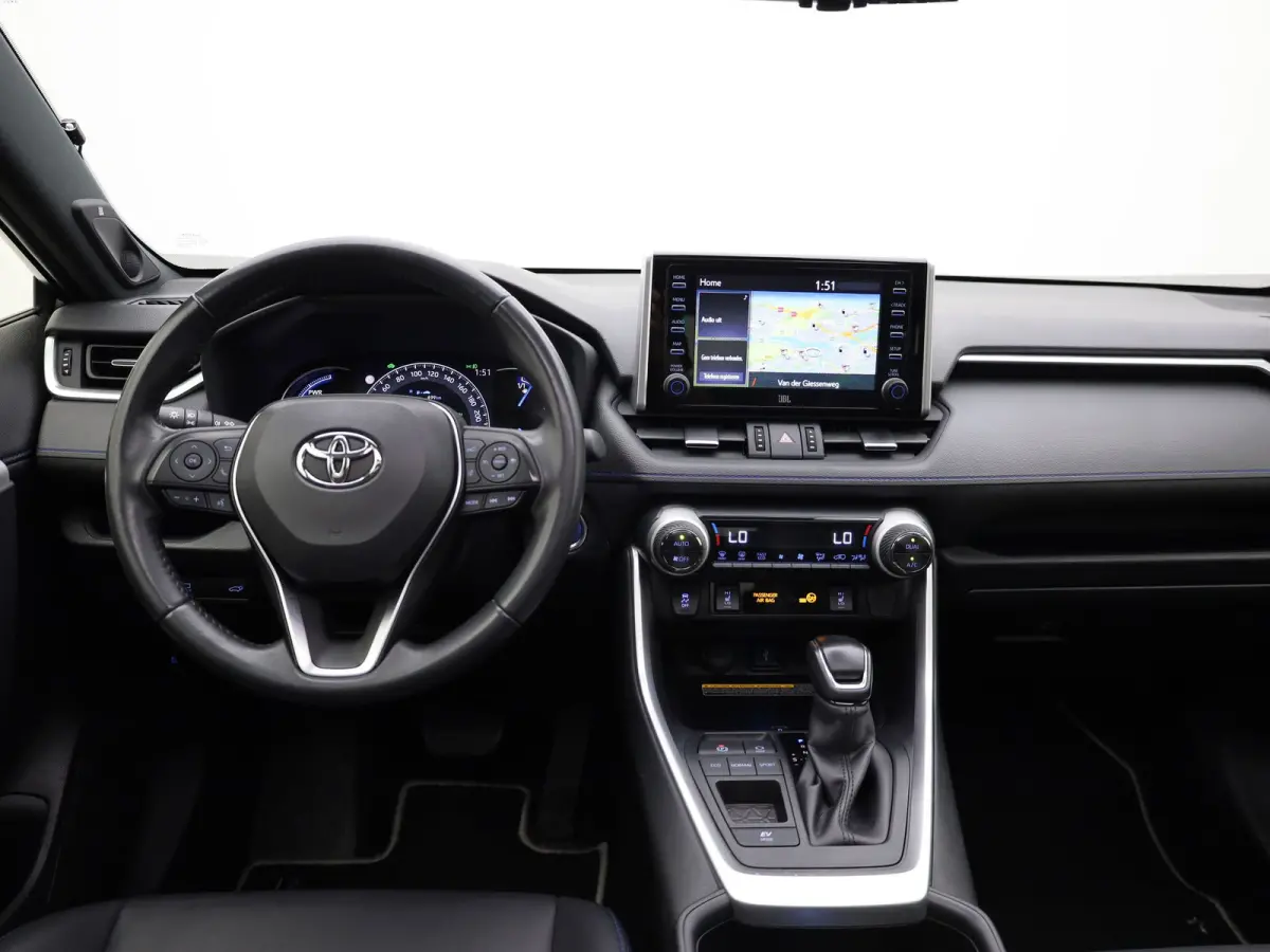 2.5 Hybrid Bi-Tone | NL Auto | Panodak | Elek. Stoelen | 360 Camera | Apple Carplay/ Android | Bi-Tone | Prijs Rijklaar !!