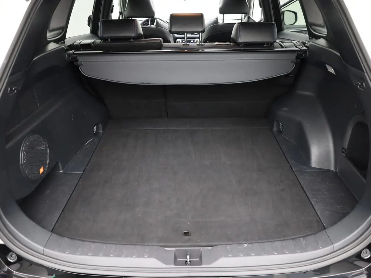 2.5 Hybrid Bi-Tone | NL Auto | Panodak | Elek. Stoelen | 360 Camera | Apple Carplay/ Android | Bi-Tone | Prijs Rijklaar !!