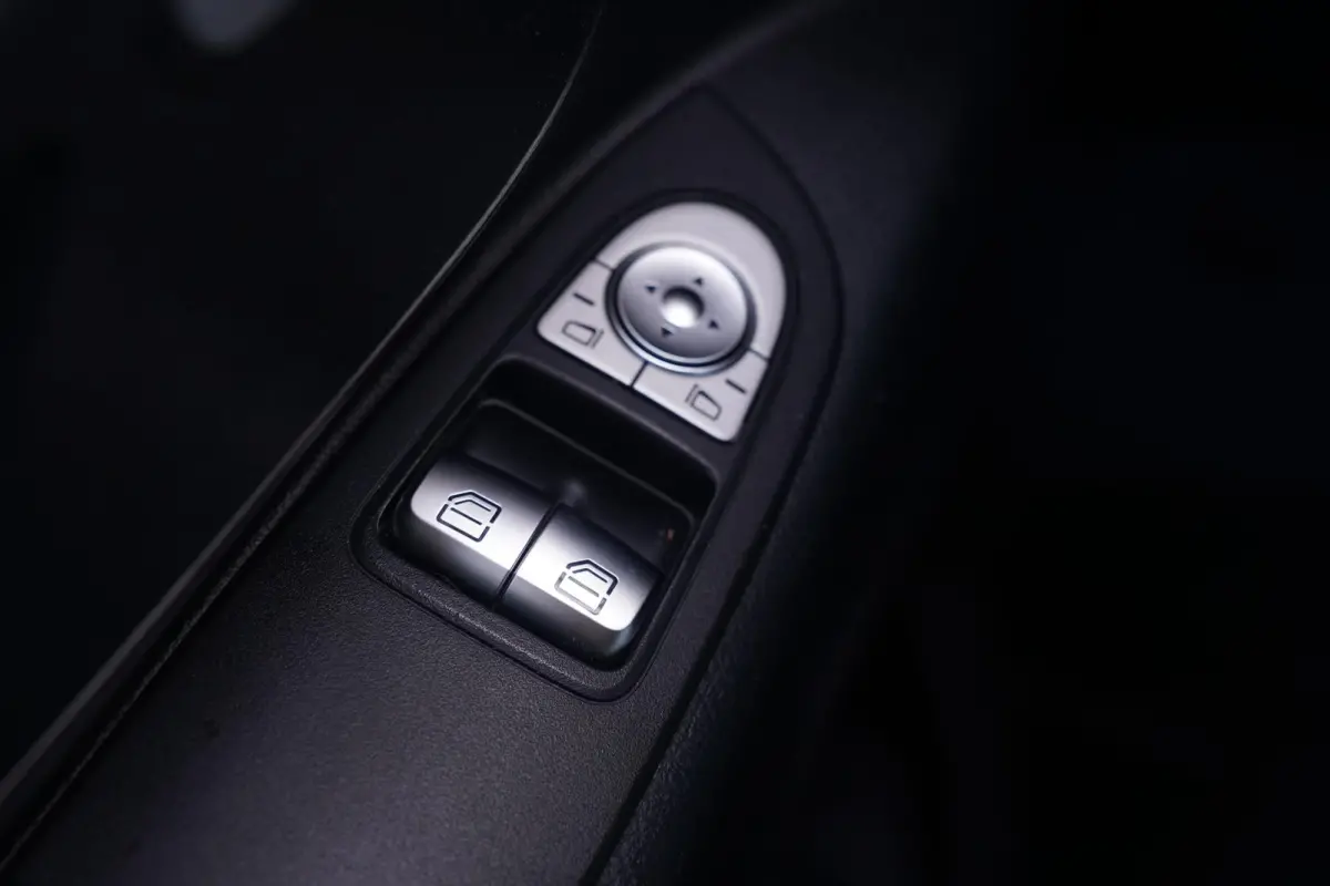 116 CDI 163 pk Silver&Black Edition Extra Lang Navi, Camera, 19" LMV, Apple Carplay, Laadruimte Pakket, 3-Zits
