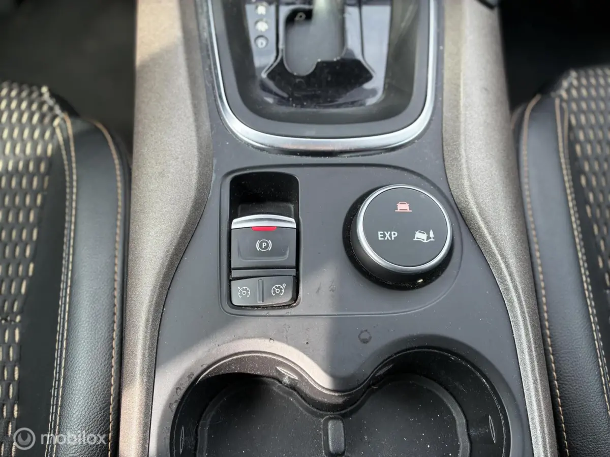 1.5 dCi Bose Automaat | Trekhaak | Leder/Stof | Bose