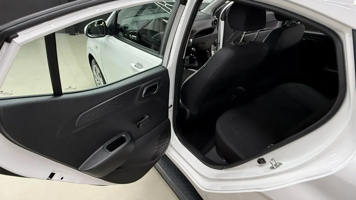 1.0 CarPlay, cruise control, camera achter, stoelverwarming