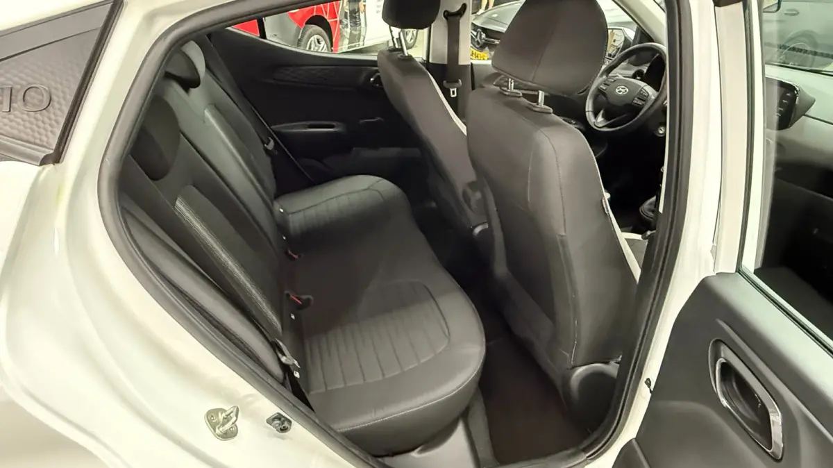 1.0 CarPlay, cruise control, camera achter, stoelverwarming