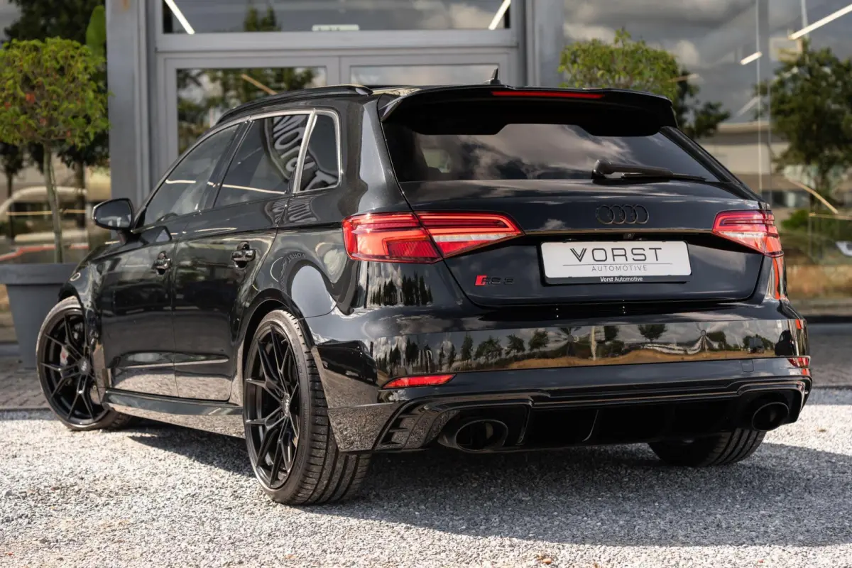 RS3 2.5 TFSI quattro Keramisch Eventuri Milltek Daza
