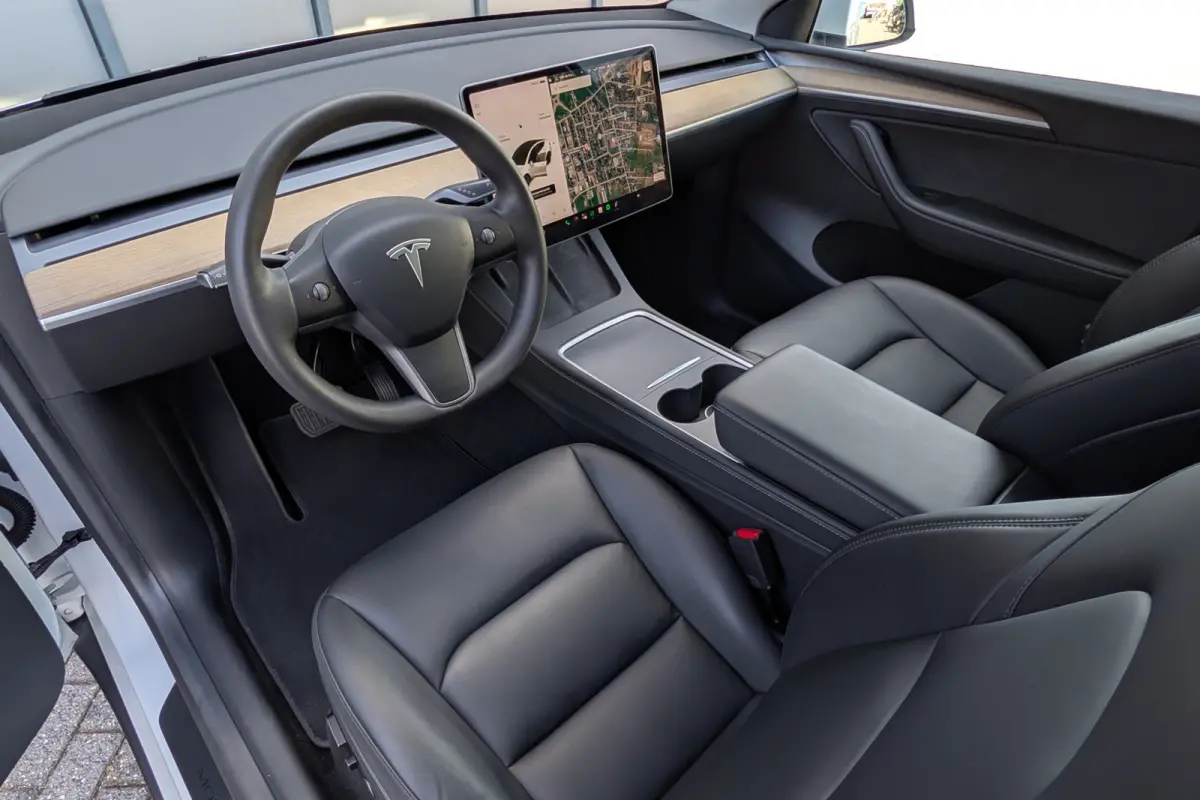Long Range AWD 75kWh SOH 90%