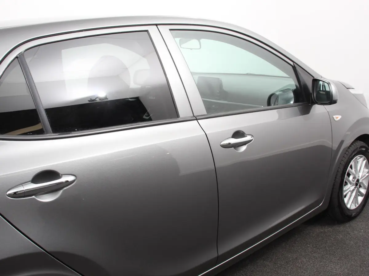 1.0 DPi Automaat DynamicLine DEMO ! Navigatie Apple Carplay / Android Auto Airco Camera DAB Stoelverwarming Extra Getint glas Lichtmetalen velgen Cruise Control Bluetooth
