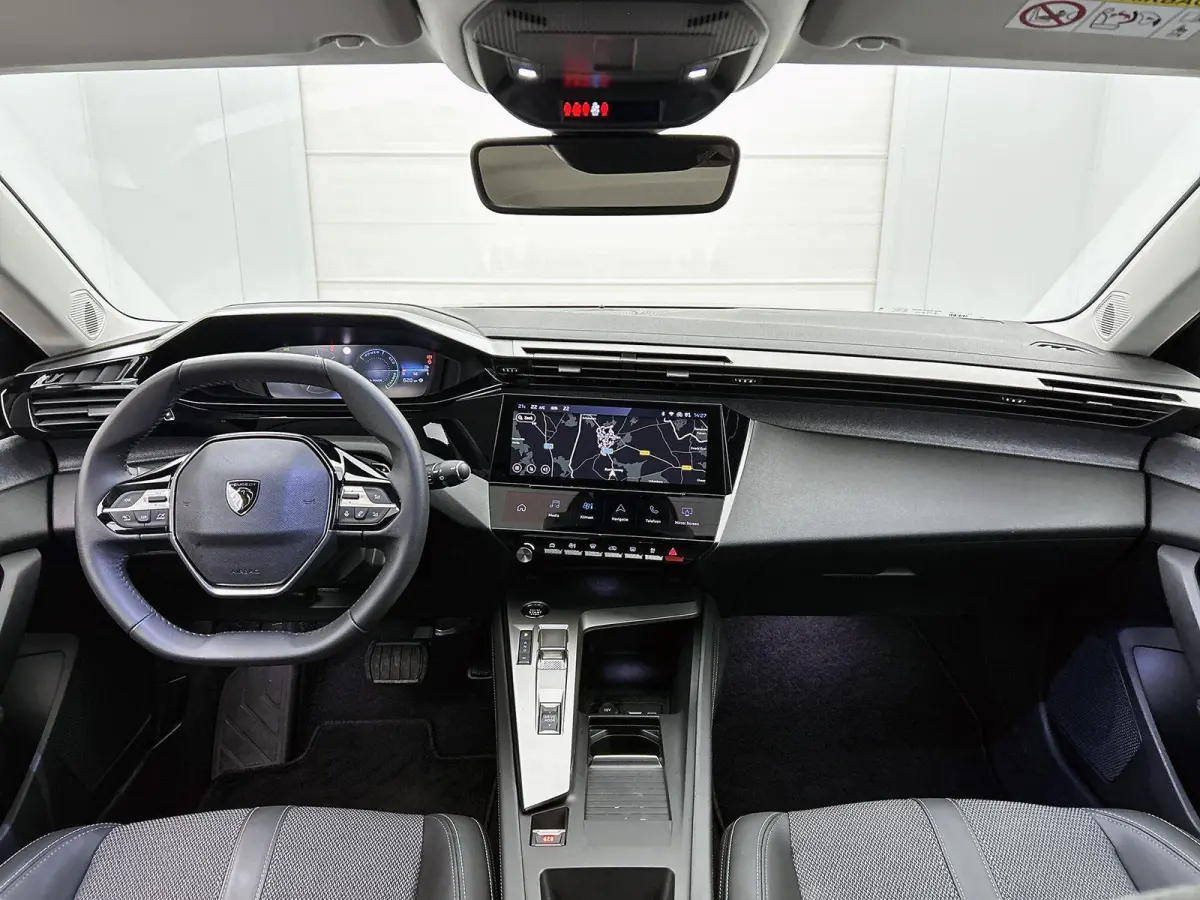 Allure Hybrid 145pk Automaat | Navigatie | Achteruitrijcamera | Climate Control | Adaptieve Cruise Control | Keyless | Led koplampen | Draadloze Apple Carplay / Android auto | Draadloze tele