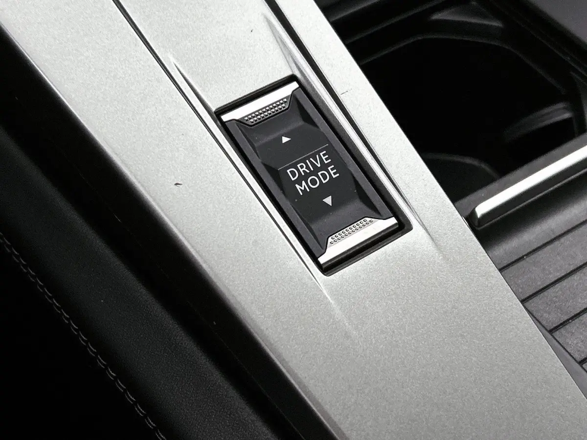 Allure Hybrid 145pk Automaat | Navigatie | Achteruitrijcamera | Climate Control | Adaptieve Cruise Control | Keyless | Led koplampen | Draadloze Apple Carplay / Android auto | Draadloze tele