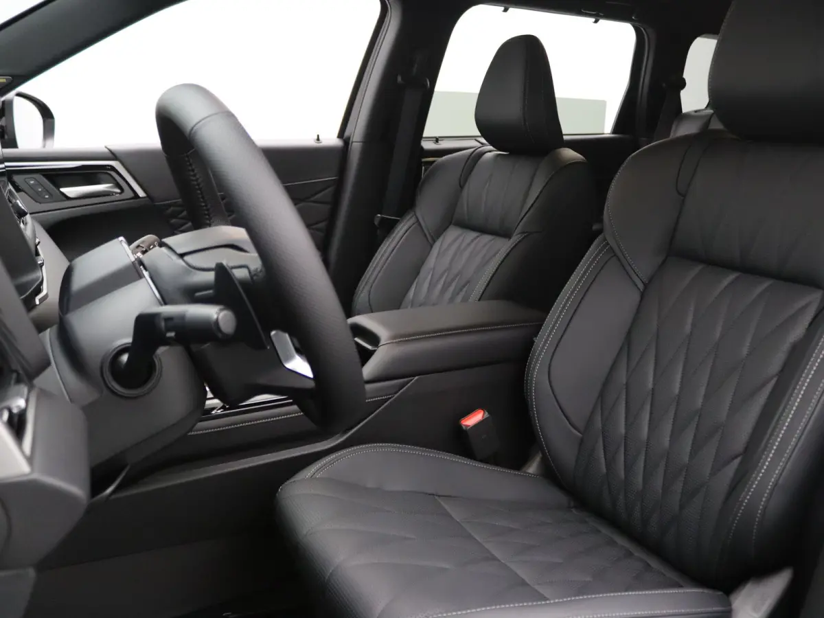 2.4 PHEV Black Edition Full option! Nieuwe auto!