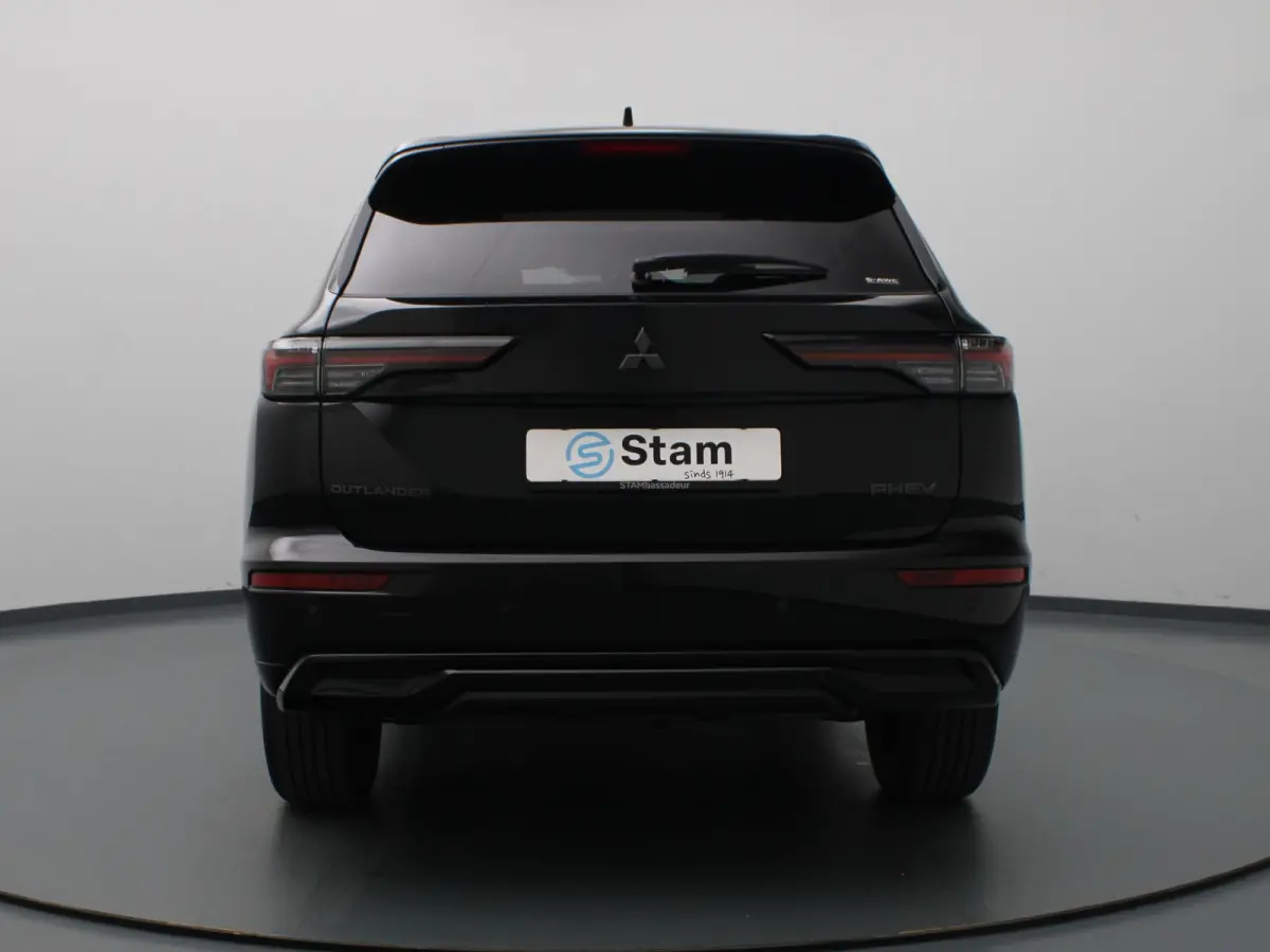 2.4 PHEV Black Edition Full option! Nieuwe auto!