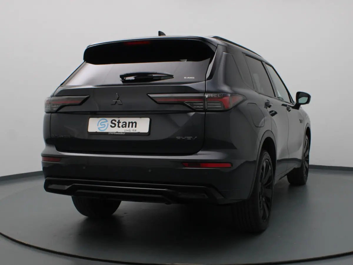 2.4 PHEV Black Edition Full option! Nieuwe auto!