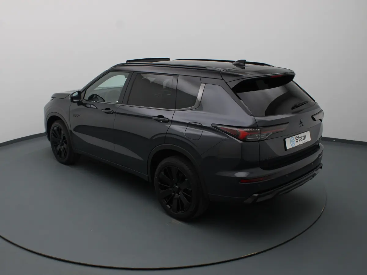 2.4 PHEV Black Edition Full option! Nieuwe auto!