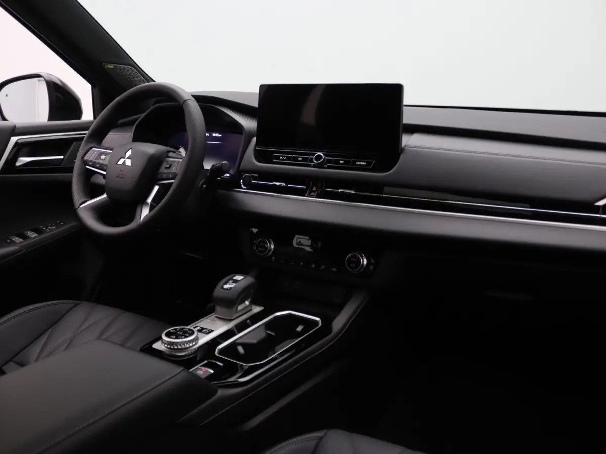 2.4 PHEV Black Edition Full option! Nieuwe auto!