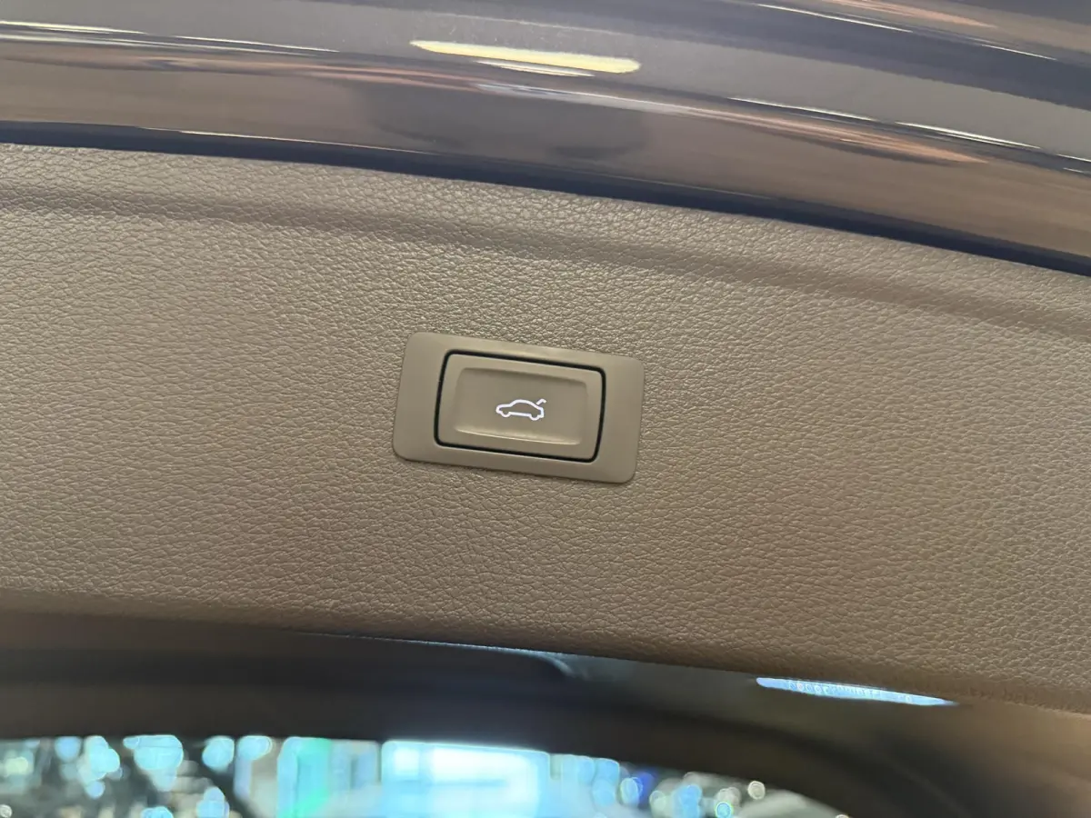 50 TFSIe Advanced edition PHEV|Carplay|Elek.Achterklep|Sportstoelen|Stoelverwarming|19 INCH OPT.|
