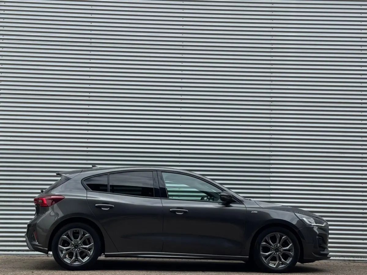 1.0 EcoBoost Hybrid ST Line/stuurver/stoelver