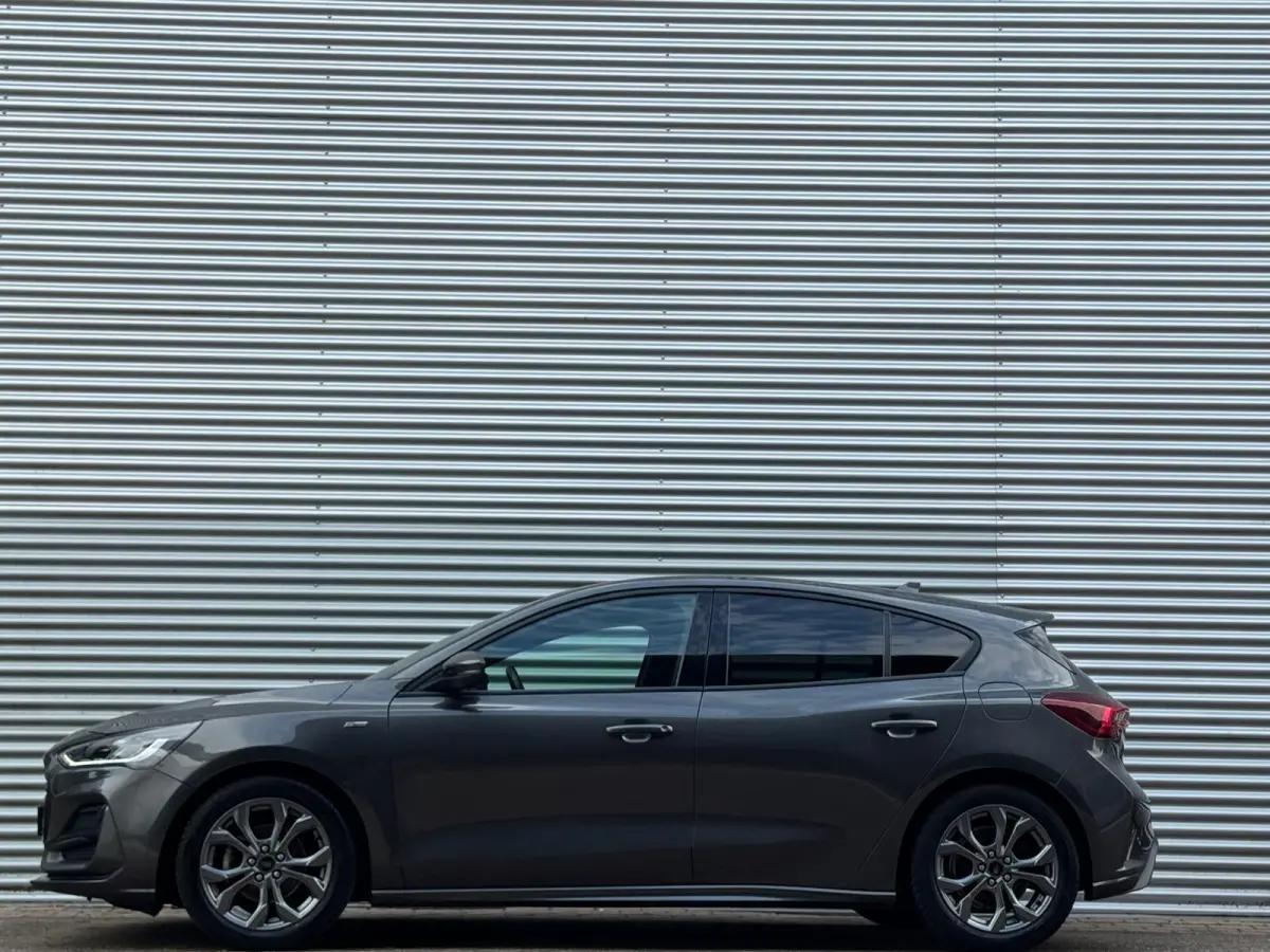 1.0 EcoBoost Hybrid ST Line/stuurver/stoelver