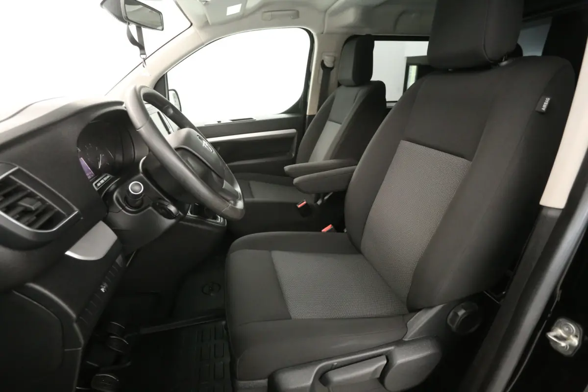 2.0 CDTI L3H1 | Dubbele Cabine | Airco | Camera | Cruise | Trekhaak | Carplay | Navi