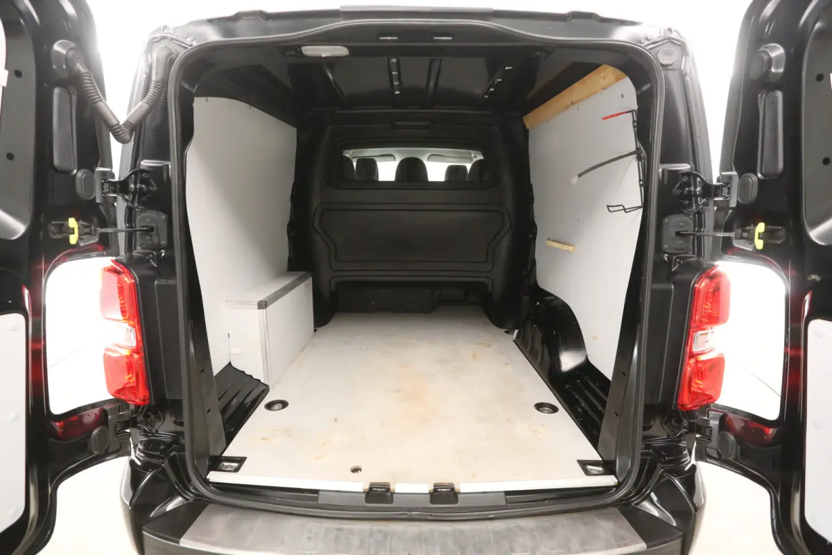 2.0 CDTI L3H1 | Dubbele Cabine | Airco | Camera | Cruise | Trekhaak | Carplay | Navi