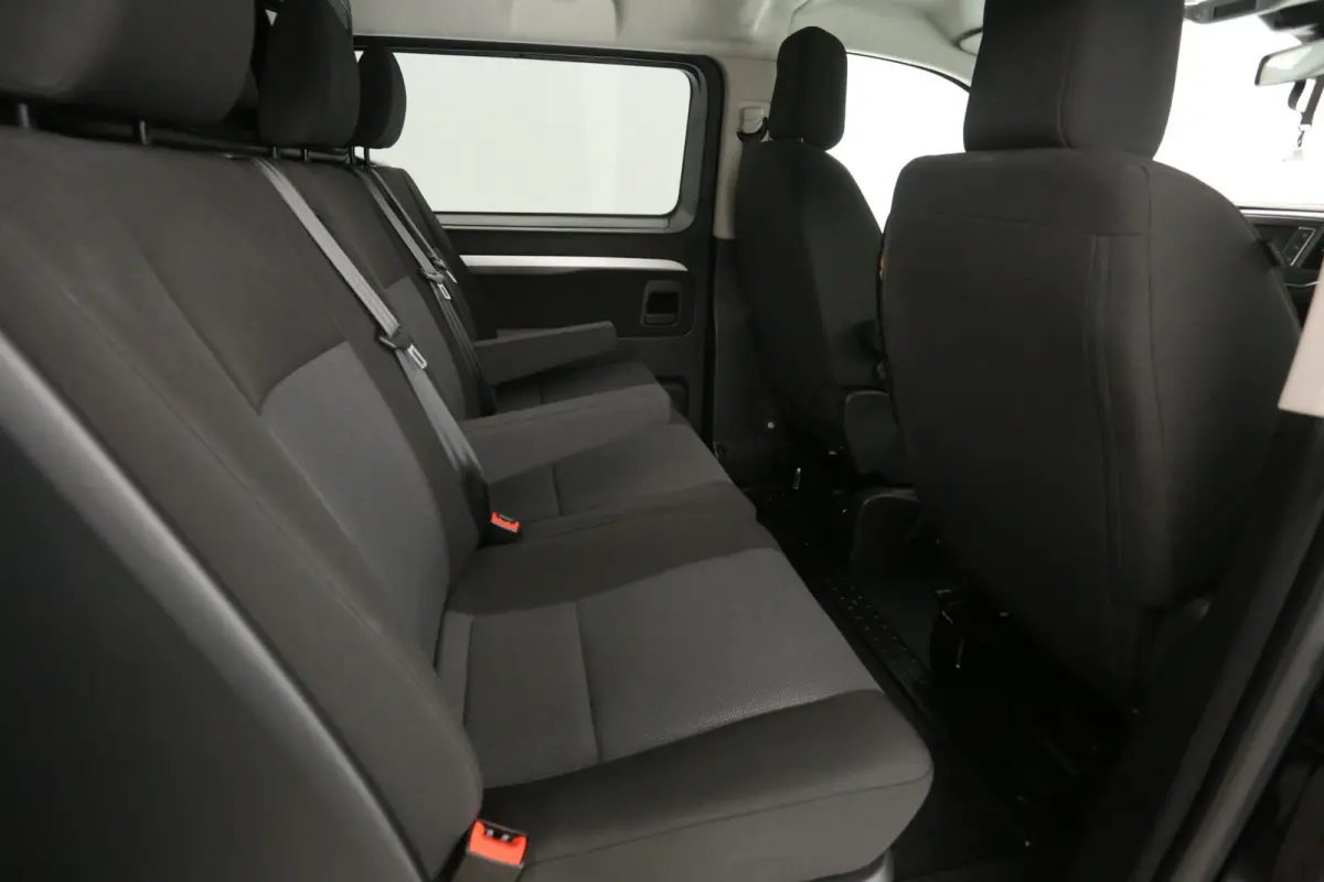 2.0 CDTI L3H1 | Dubbele Cabine | Airco | Camera | Cruise | Trekhaak | Carplay | Navi