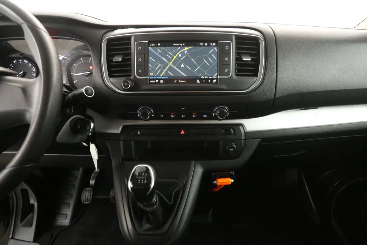 2.0 CDTI L3H1 | Dubbele Cabine | Airco | Camera | Cruise | Trekhaak | Carplay | Navi