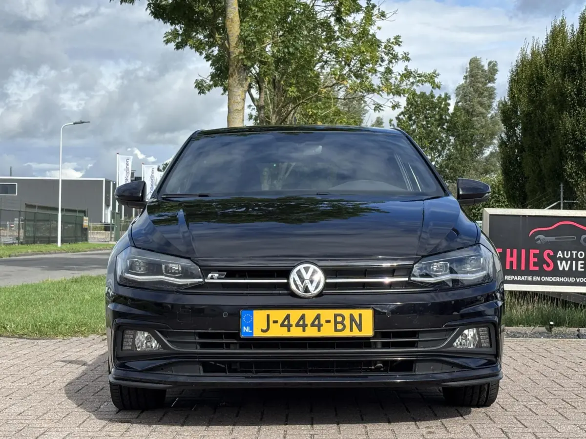 1.0 TSI Highline Business R acc pdc apple carplay