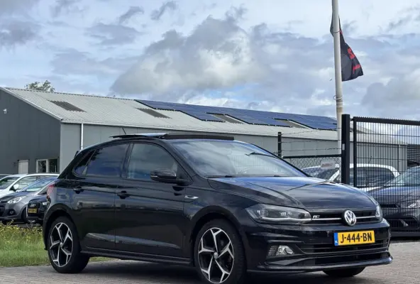 1.0 TSI Highline Business R acc pdc apple carplay