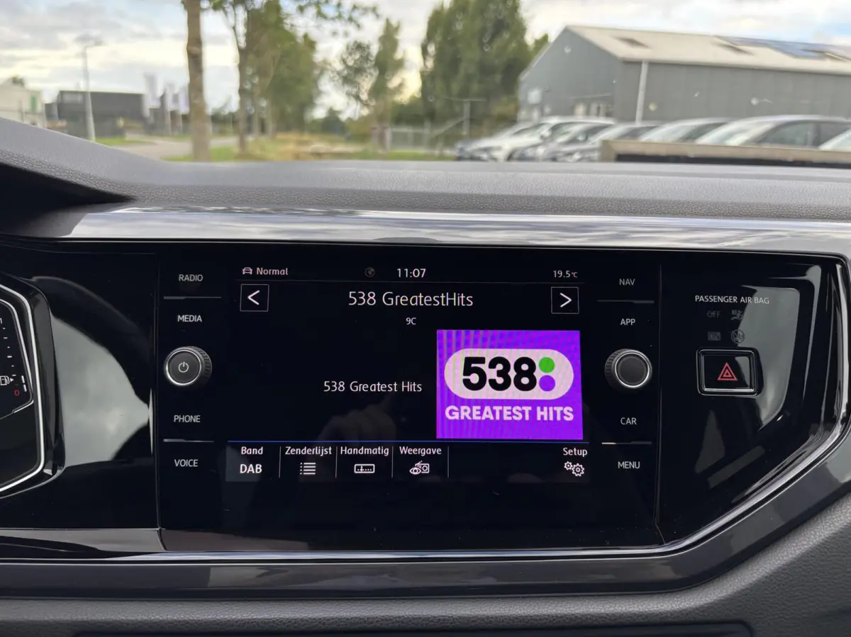 1.0 TSI Highline Business R acc pdc apple carplay