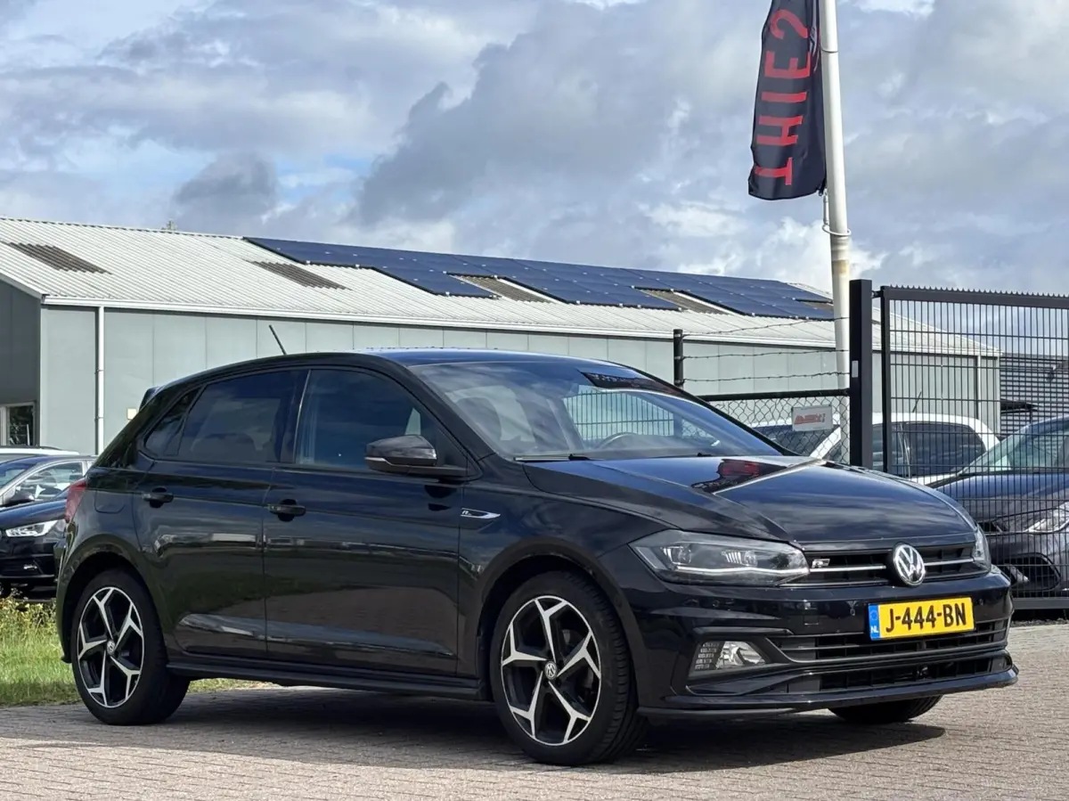 1.0 TSI Highline Business R acc pdc apple carplay